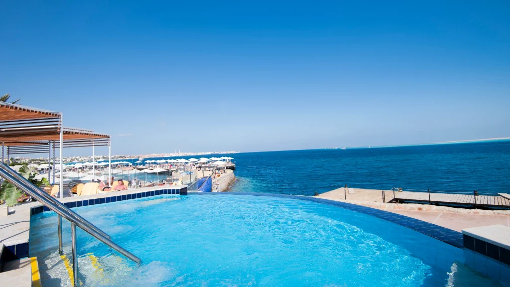 الفندق صن رايز هوليدايز ريزورت - الغردقة